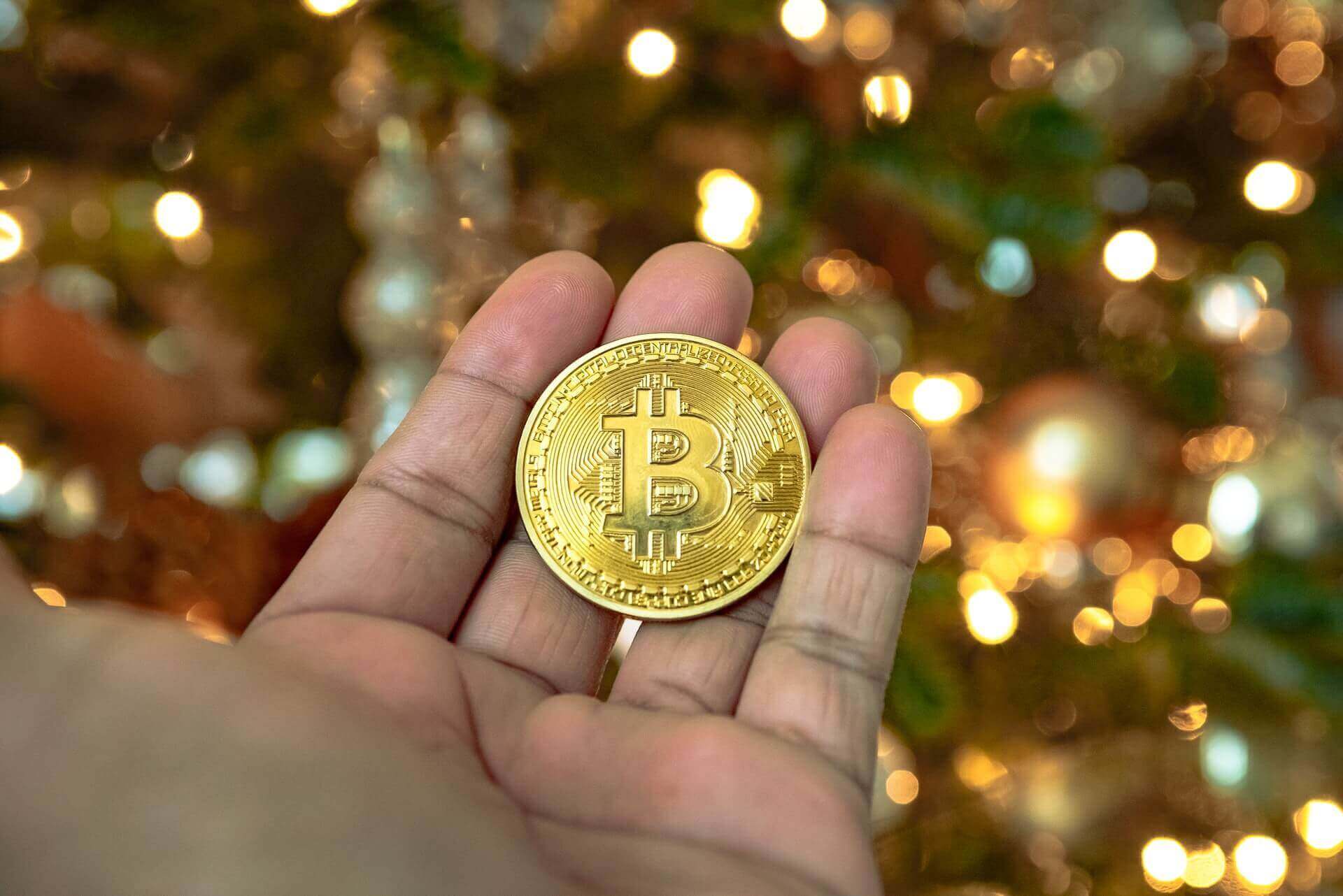 Estimated Price Of Bitcoin In 2021 : Bitcoin surge continues as $100k becomes realistic target ... : The surge in bitcoin's price since the start of 2021 could result in the cryptocurrency having a carbon footprint the same as that of london, according to research.